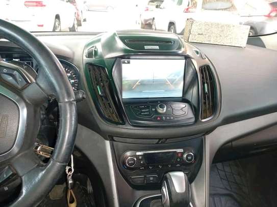 Je vend ford escape automatic essence climatisé année 2014 image 8