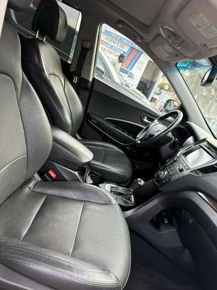 Hyundai Santafé limited 2017 image 6