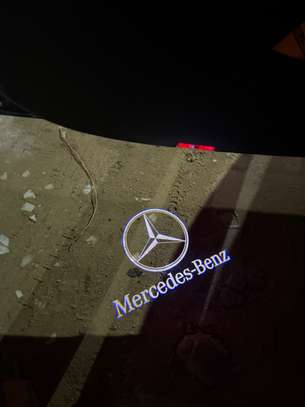Mercedes GLC 300 image 9
