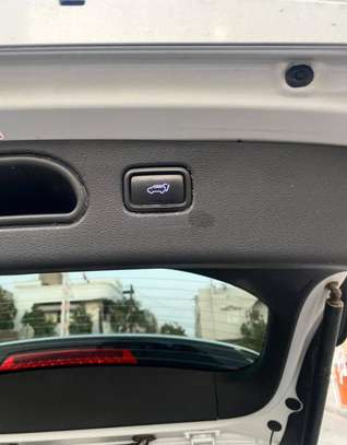 Hyundai Santafe limited 2017 image 5