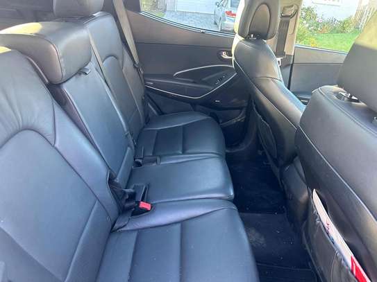 Hyundai santa fe 2017 image 4