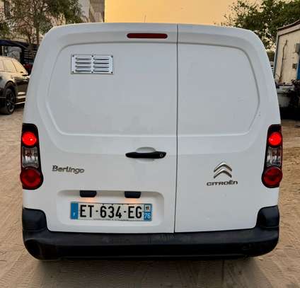 Citroën Berlingo 3 places fermés image 3