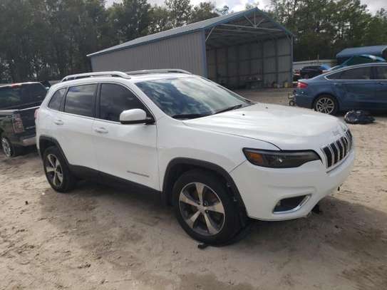 2019 Jeep Cherokee LIMITED image 1