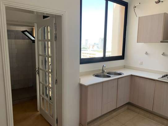 Appartement F5 à louer au plateau image 11