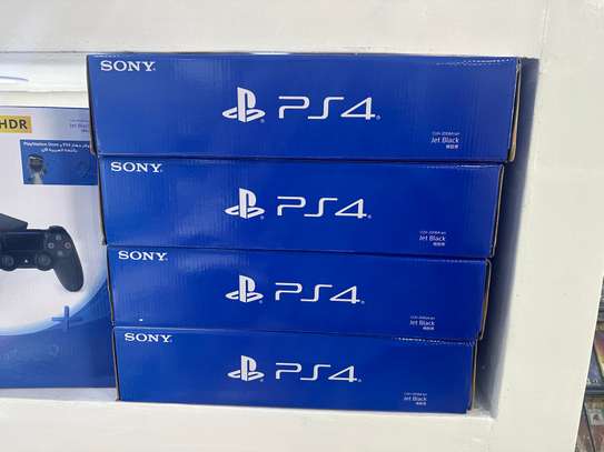 PLAYSTATION 4 SLIM NEUF avec 10 JEUX image 3