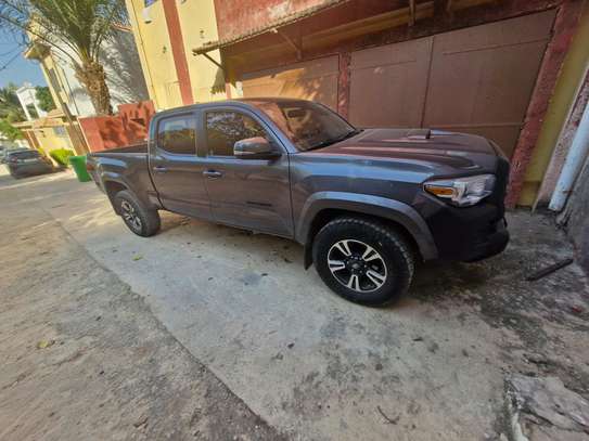 2016 Toyota Tacoma TRD OFF ROAD image 13