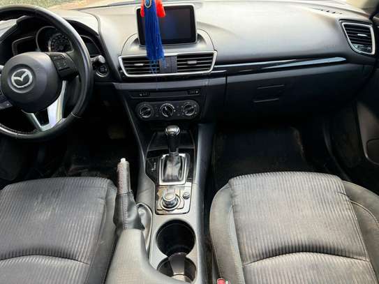 Mazda 3 2016 image 8