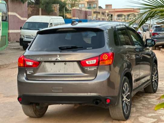 Mitsubishi outlander image 12
