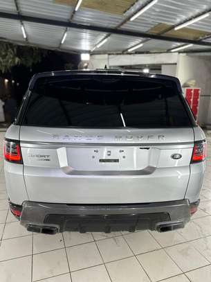 Range Rover Sport 2018 image 10