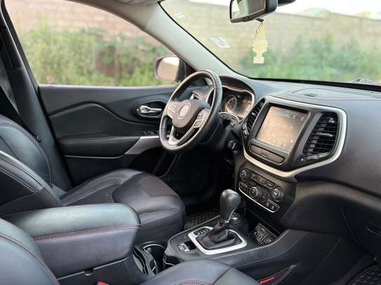 Jeep Cherokee trail walk 2017 image 8