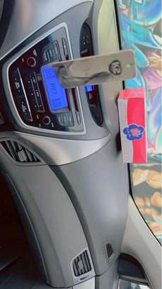 Hyundai elantra 2014 image 4