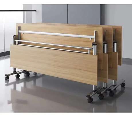Bureau pliant roulettes bois clair structure métal image 2