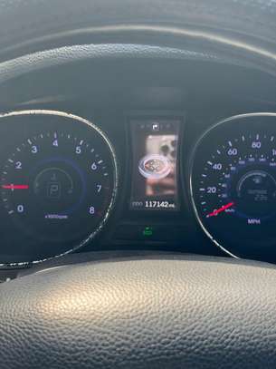 Hynudai Santa Fe Sport image 6