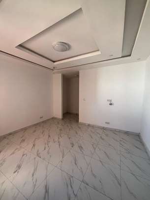 Appartement F3 à louer à Mbao image 9