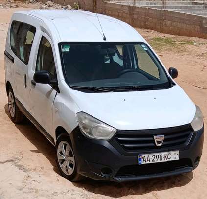 Location Voiture utilitaire Dacia Dokker image 4