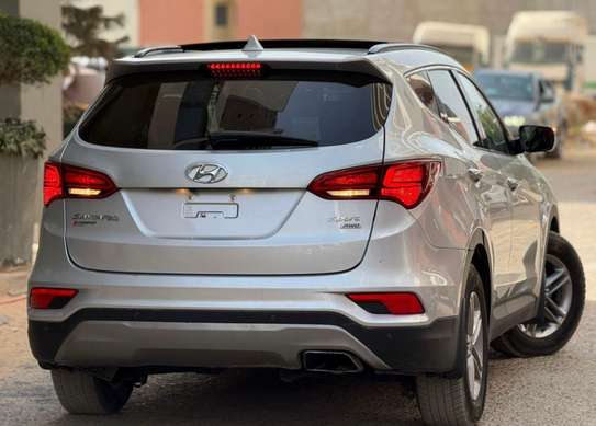Hyundai Santafe 2017 image 3
