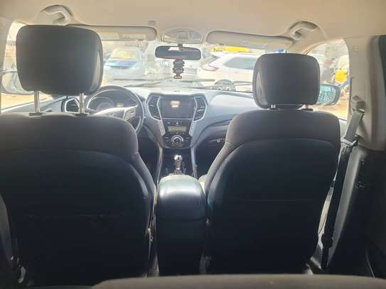 HYUNDAI SANTA FE 2016 image 11