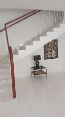 Magnifique villa meublée à louer aux Almadies image 12