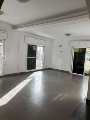Bel appartement à Onomo (non loin de l'hôtel ONOMO) image 2