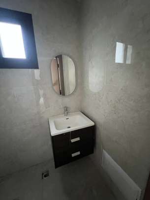 Appartement F4 à louer aux mamelles image 1