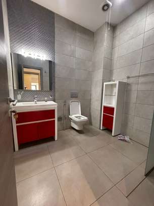 APPARTEMENT LUXUEUR image 6