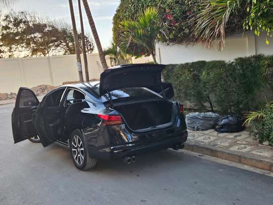 Nissan Altima Sport 2020 image 9