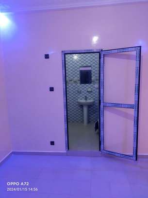 Appartement à louer keur Massar image 8
