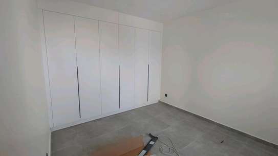 T4 à  louer au point E image 7