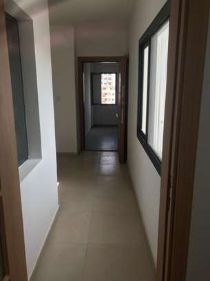 Appartement spacieux rue 10 image 3