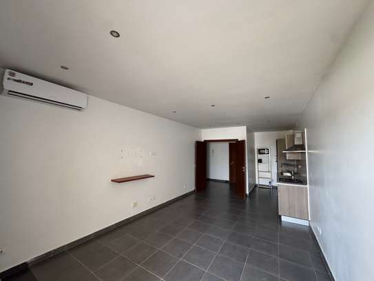 Lumineux F3 en Face King Fahad image 7