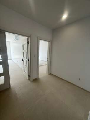 Appartement f4 neuf à louer au point e image 9