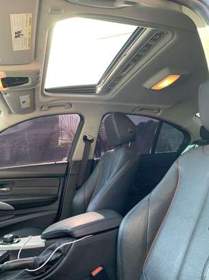 BMW Série 3  2014 image 3