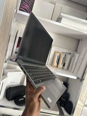Lenovo ThinkPad E15 - I7 10th image 3