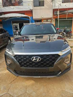 Hyundai Santafe 2019 image 5
