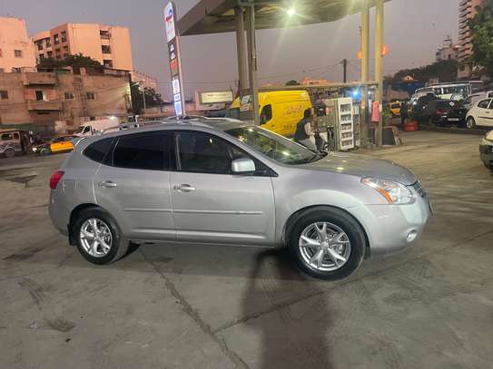 Nissan rogue 2010 image 4