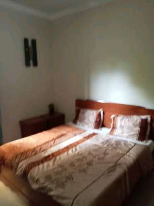 Mermoz deux chambres salon à louer image 10