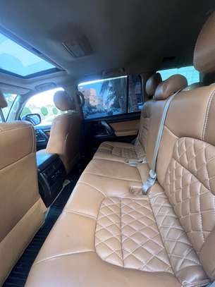 Toyota LAND cruiser v6 2009 image 11