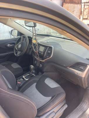 Vend jeep cherokee image 3