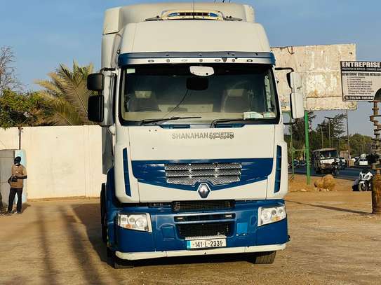 Camion Renault  2013 image 2