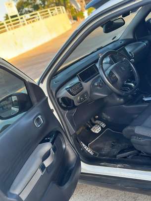 Citroen  C4 Cactus Modèle 2019 image 11