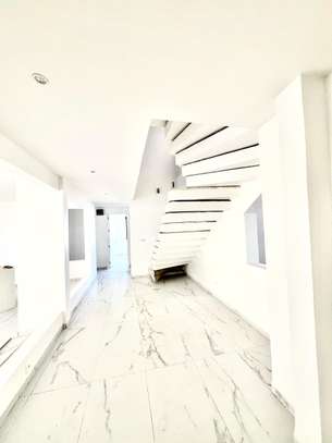 Magnifique appartement de type F4 et F5 à louer image 5