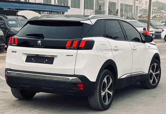 Peugeot 3008 gtline 2019 image 4