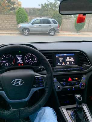 Location Hyundai Elantra 2018 image 11