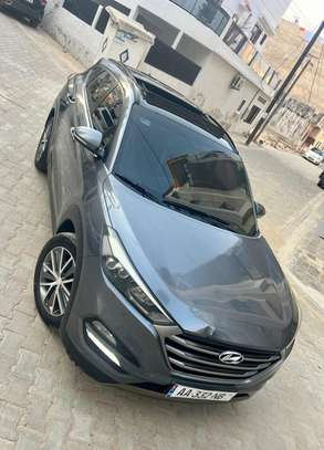 Hyundai tucson image 6