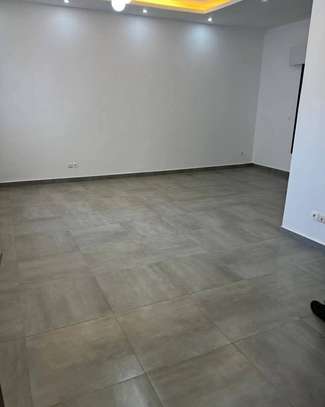 APPARTEMENT À LOUER AUX ALMADIES image 9