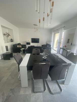 Appartement Meublé a louer en Ville image 5