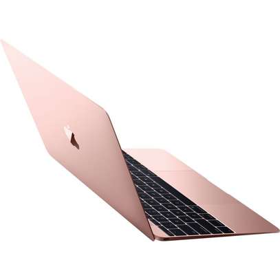 MacBook Air 2017 m3 image 2