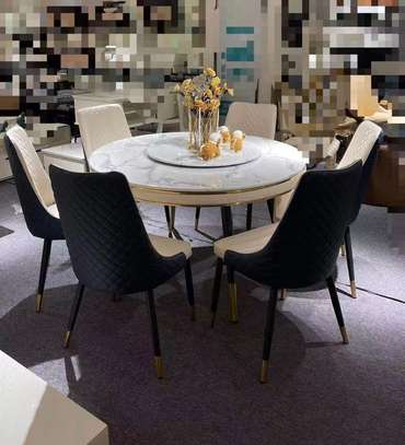 TABLE À MANGER RONG  VIP EN MARBRE AVEC 6CHAISES image 1