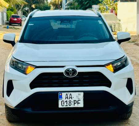 Toyota rav4 image 2