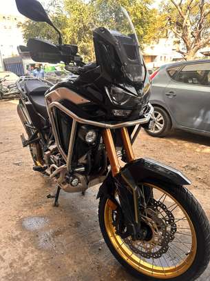 Africa twin Adventure automatique image 3